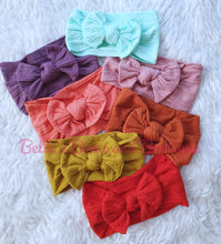 Load image into Gallery viewer, Cable Knit Headbows