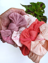 Load image into Gallery viewer, Cable Knit Headbows