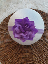 Load image into Gallery viewer, Rose Floral Headband
