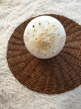 Load image into Gallery viewer, Big Daisy Flower Headband