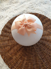 Load image into Gallery viewer, Pinwheel Bow