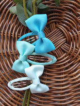 Load image into Gallery viewer, Blue 2" Bow Snap Hairclip