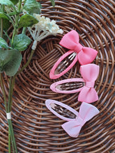 Load image into Gallery viewer, Pink 2" Bow Snap Hairclips