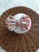 Lade das Bild in den Galerie-Viewer, 4in Pink Bow Headband