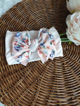 Lade das Bild in den Galerie-Viewer, 4in Peach Bow Headband