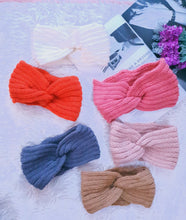 Load image into Gallery viewer, Mum's Knitted Headband
