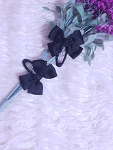 Load image into Gallery viewer, Cross Bow Snap Clips