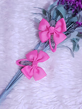 Load image into Gallery viewer, Cross Bow Snap Clips