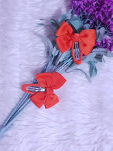 Load image into Gallery viewer, Cross Bow Snap Clips