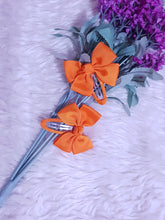 Load image into Gallery viewer, Cross Bow Snap Clips