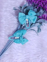 Load image into Gallery viewer, Cross Bow Snap Clips