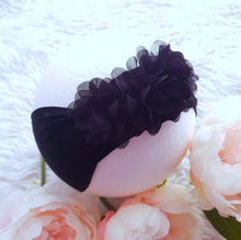Load image into Gallery viewer, Mini Daisy Floral Headband