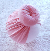 Load image into Gallery viewer, Classic Donut Turban