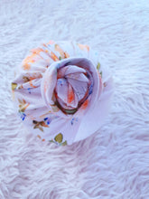 Load image into Gallery viewer, Floral Knot Turban