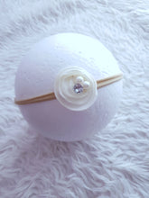 Load image into Gallery viewer, White Floral Bow Headband