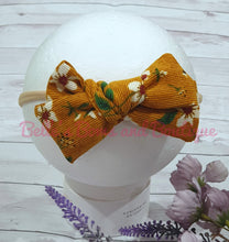 Load image into Gallery viewer, Annika School girl Bows