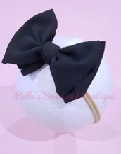 Load image into Gallery viewer, 4.5 inch Textured Rib Bows
