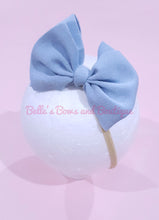 Load image into Gallery viewer, 4.5 inch Textured Rib Bows