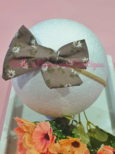 Load image into Gallery viewer, Annika Floral Bowknot