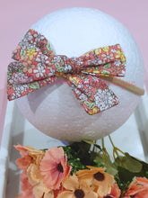 Load image into Gallery viewer, Belle's Floral Bows