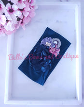 Load image into Gallery viewer, Floral Pearl Headbow