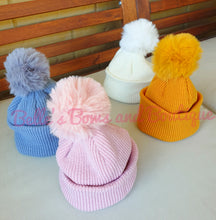 Load image into Gallery viewer, Knitted Pompom Beanie