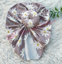Load image into Gallery viewer, Floral Donut Turban