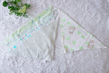 Lade das Bild in den Galerie-Viewer, Bandana Bibs