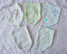 Lade das Bild in den Galerie-Viewer, Bandana Bibs