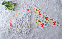 Lade das Bild in den Galerie-Viewer, Bandana Bibs