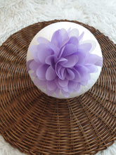 Lade das Bild in den Galerie-Viewer, Big Daisy Flower Headband
