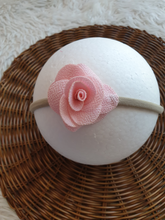 Lade das Bild in den Galerie-Viewer, Pink Floral Headband
